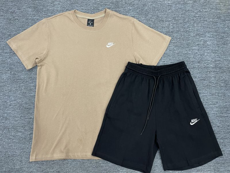 Kit Camisa e Short Nike Fleece Bege e Preto